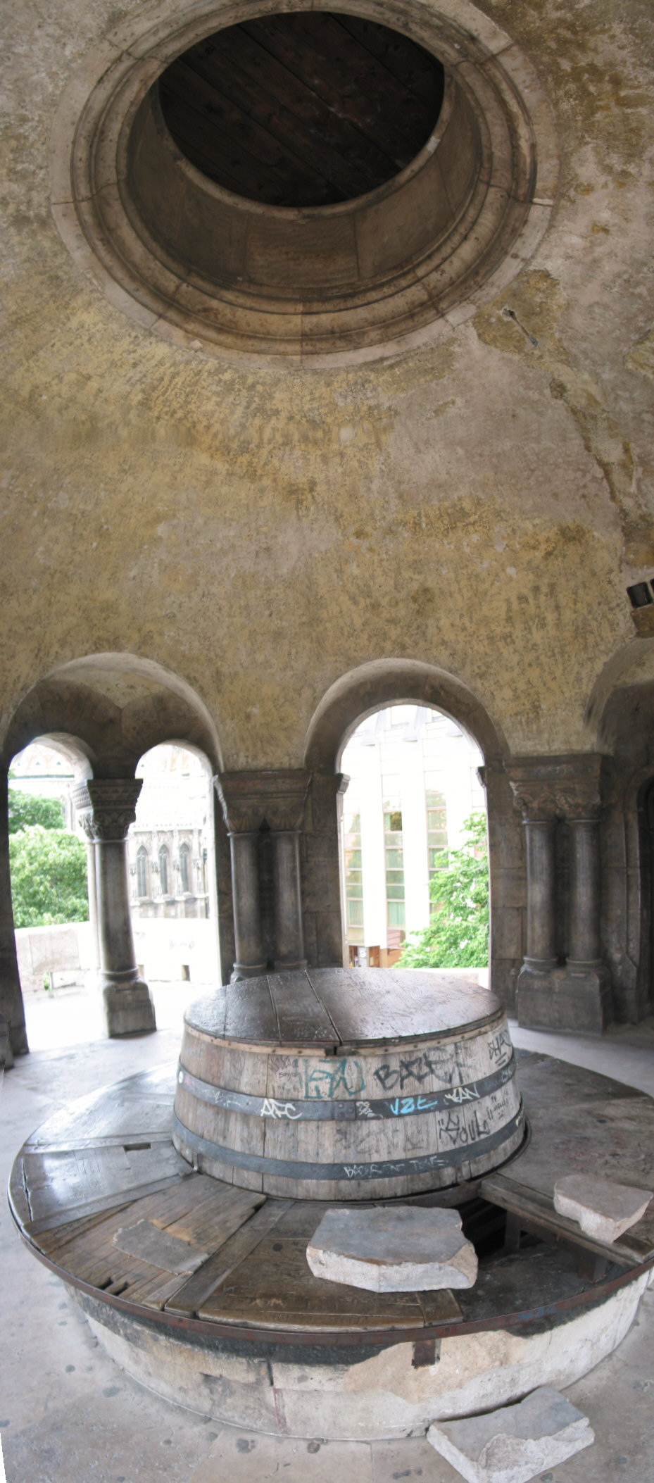 castle1.jpg
